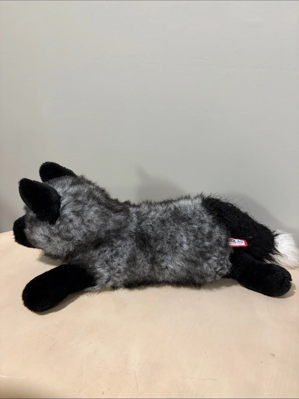 Douglas Sterling the Silver Fox 20 Inch Silver Gray Faux Fur EUC